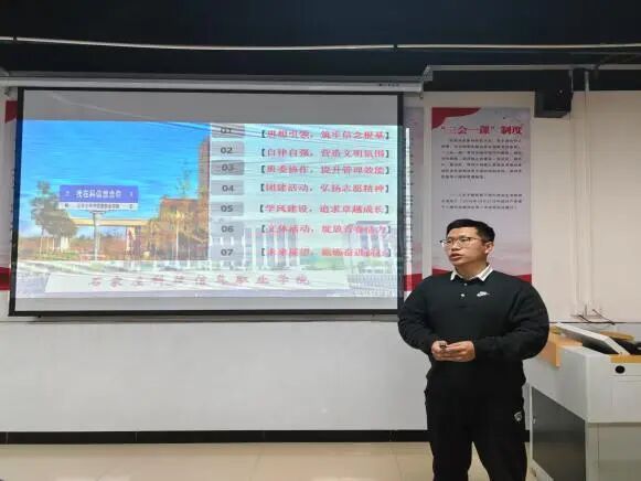 15dd7cf35adfcedde775237a7c0b7bbe.jpg 15dd7cf35adfcedde775237a7c0b7bbe.jpg