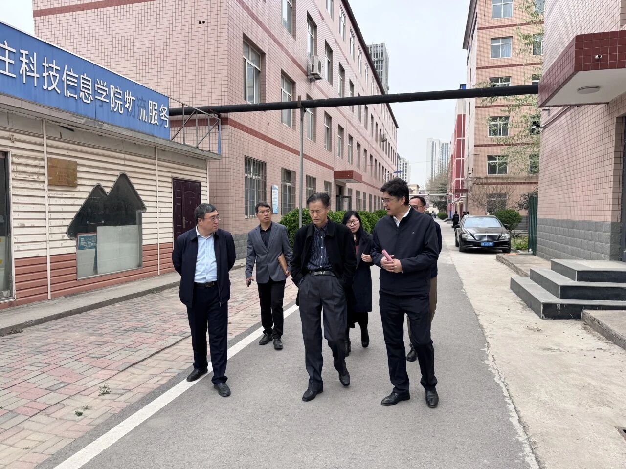 ef3a4bd847ab5e90c8a5a87d33d81b52