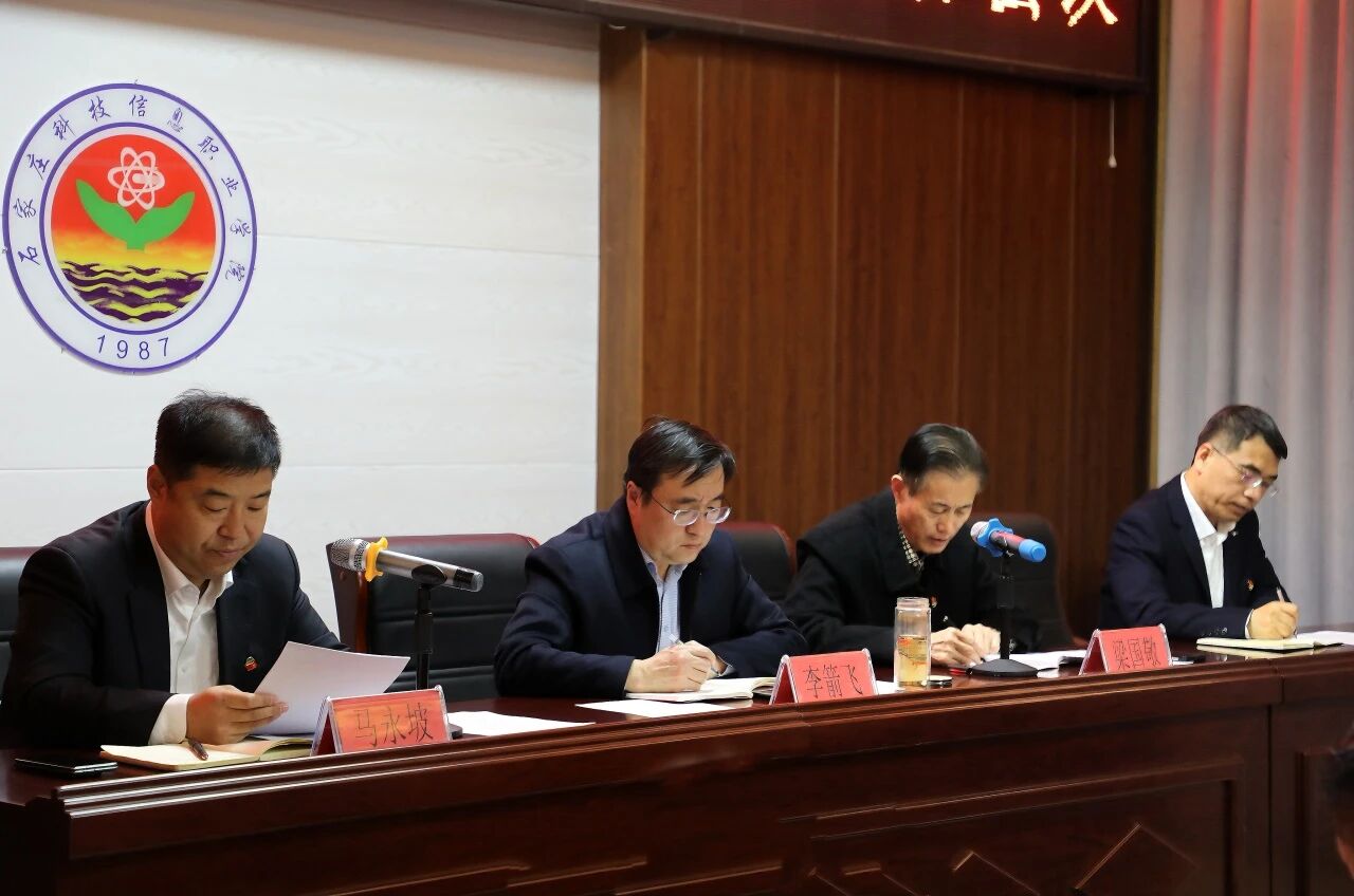 6d0d52853141847c11fecb44917865c0