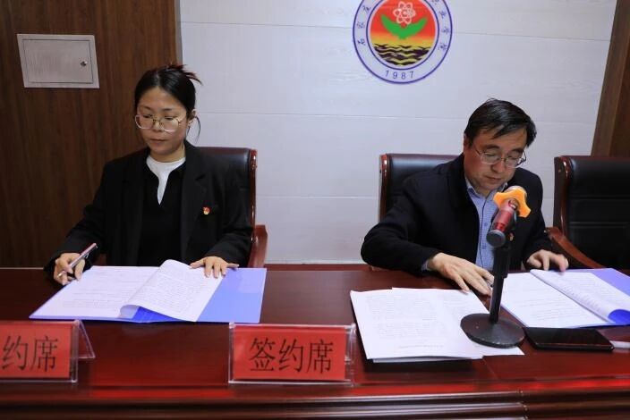 d6535247e5f557084f5e57e5670dff6b