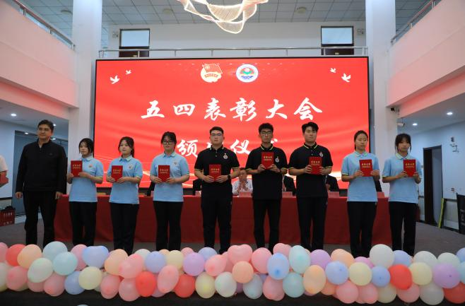 dafd2b4936721b1e95c7fbbecffaf7f5 dafd2b4936721b1e95c7fbbecffaf7f5