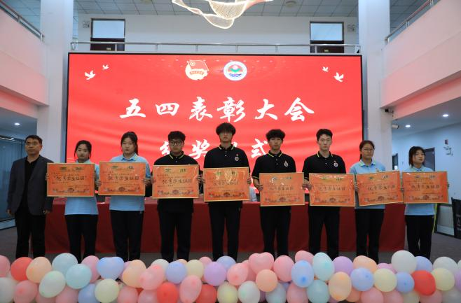 8bcc1229d42dc940e27d838b345feca3 8bcc1229d42dc940e27d838b345feca3