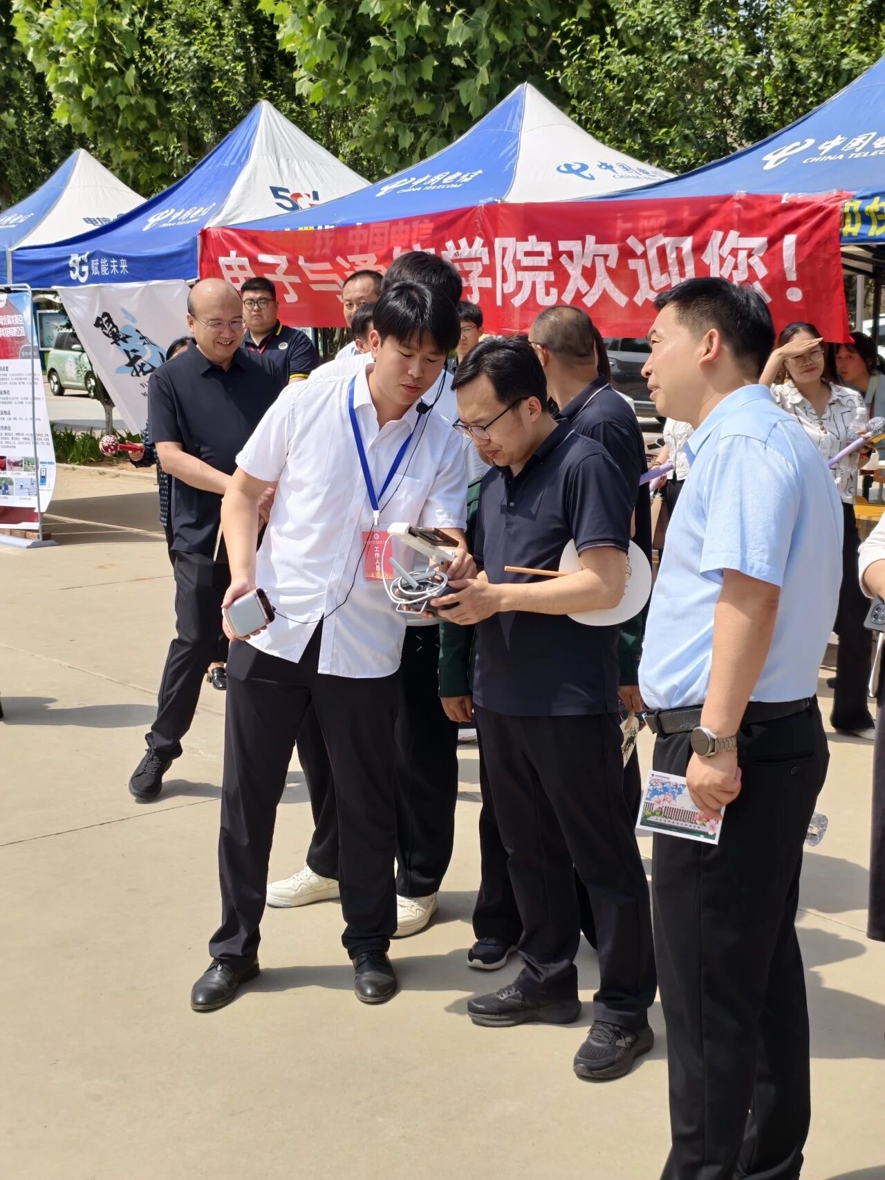 d9252b18b140e110df34aa5cc4d6d9f2 d9252b18b140e110df34aa5cc4d6d9f2