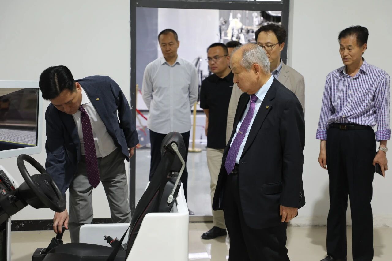 e9932b0754e2de08d54b803926311a8e