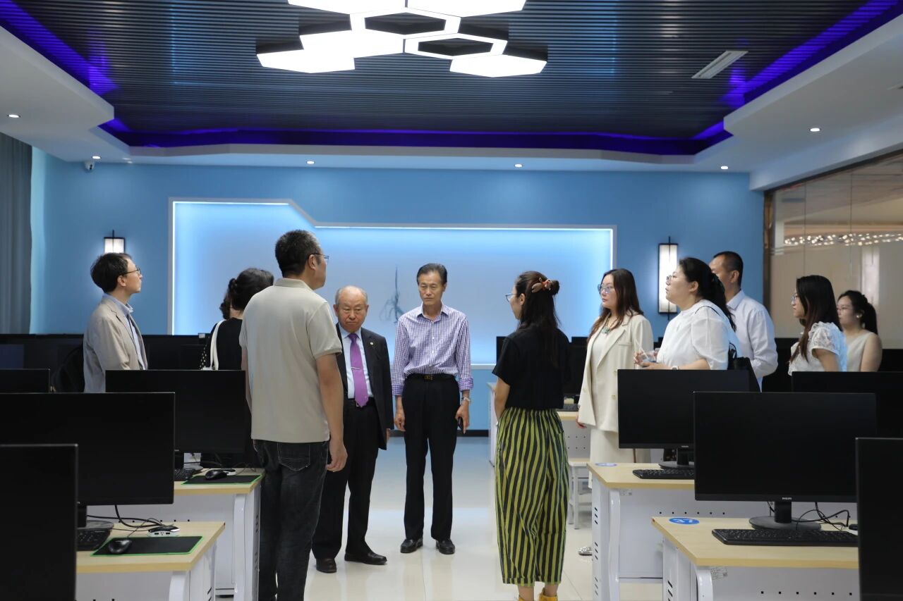 816d1e922641f15ba19b839bd1065cf1