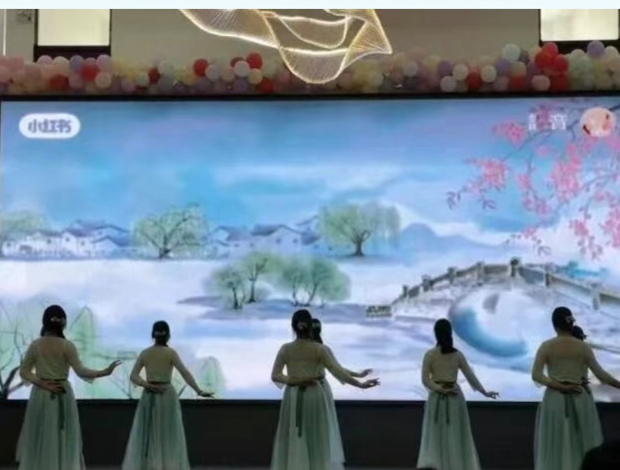 f99648242503484d1bc1b68cda1e323c