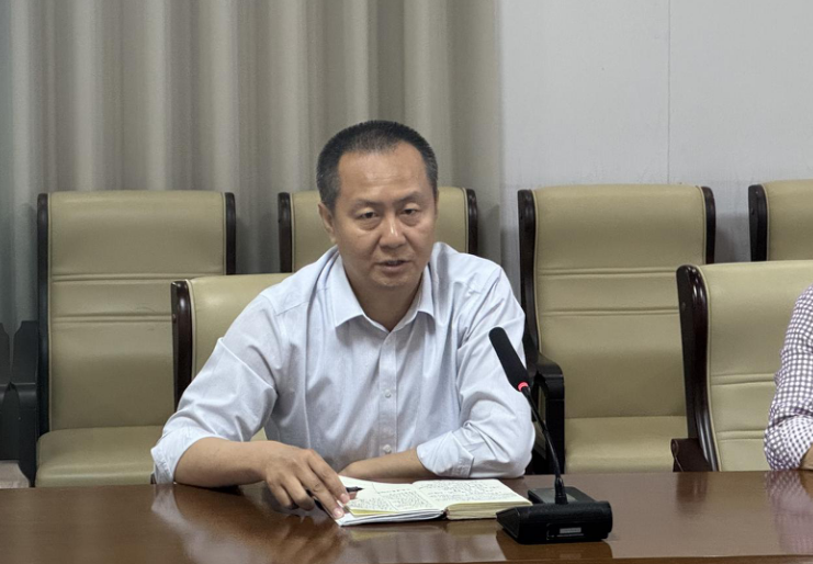 abb8f78574043e4efd7f6f35772de6e7