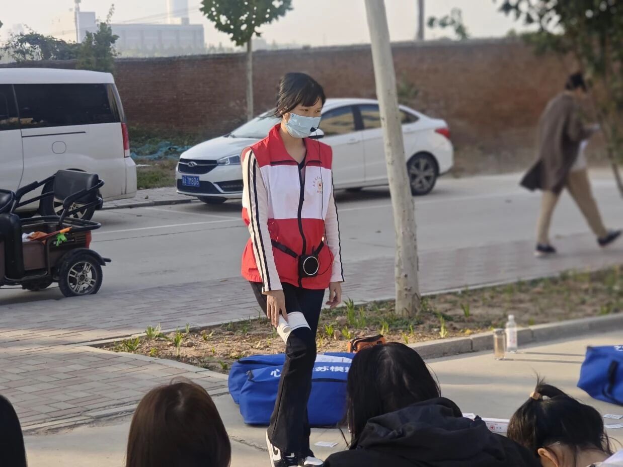 eb2271c23e32adc1e7e2c42358d7dfa3